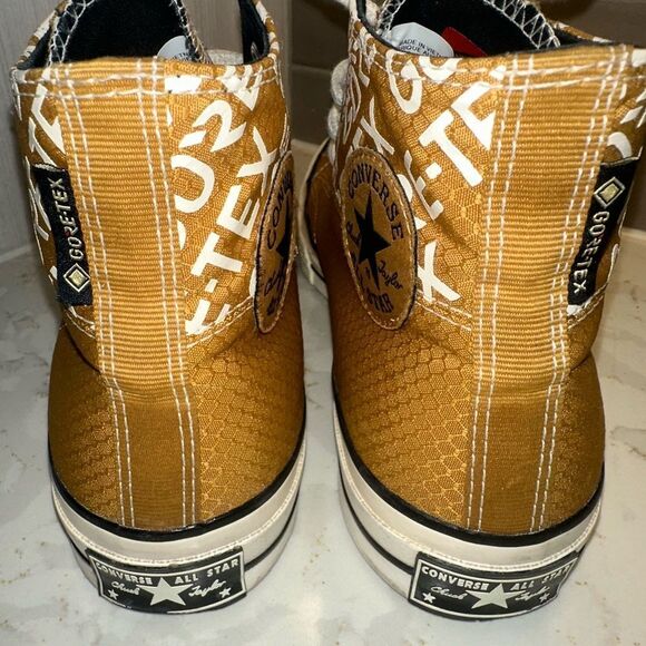 GORE-TEX High-Top Sneakers in Mustard Color and White - Picture 4 of 8